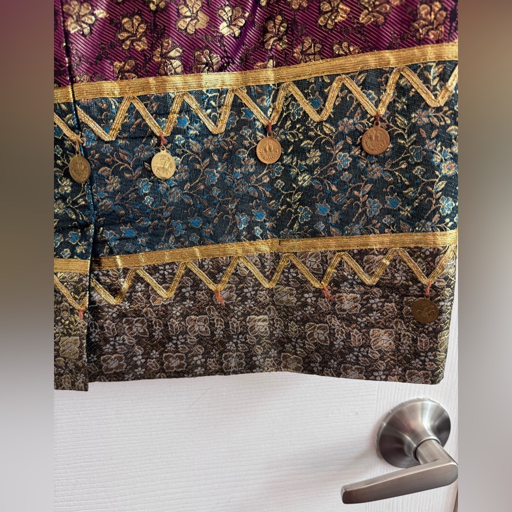 SANDY STARKMAN Vintage 90s Brocade Metallic Skirt w/ Gold Coin Details Size 8 - Picture 5 of 6